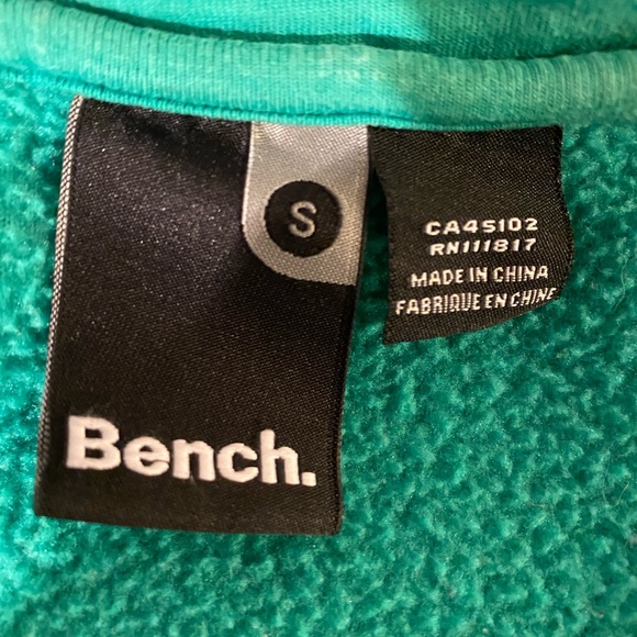 Bench. Sweater - Picture 4 of 4
